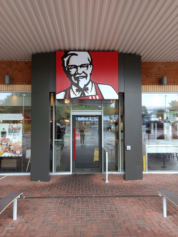 KFC Yeovil – reviews, photos, working hours, 🍴 menu, phone number and ...